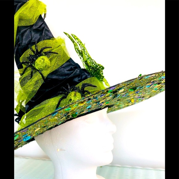 Witch hat Black & green spiders and butterfly sparkle covered broom top & bottom - Picture 6 of 15